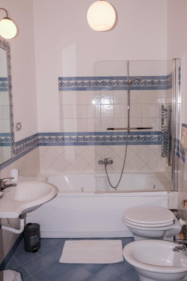 Casa Maria Al Campo Hotel Salerno Luaran gambar